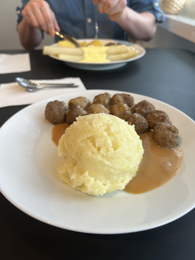 IKEA Restaurant Großburgwedel - Thumbnail