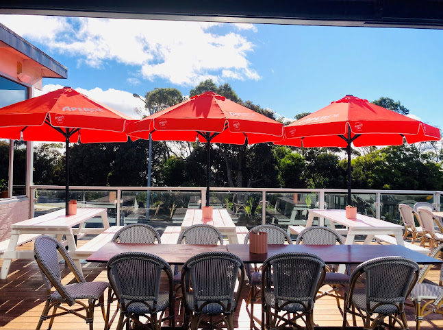 Bridport Bay Inn by null