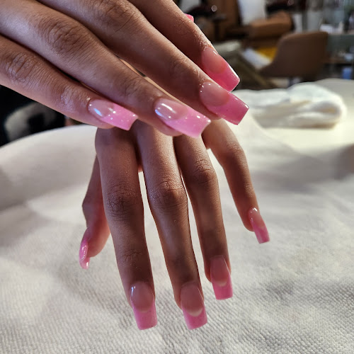 Hello Beautiful Nail Salon interior view