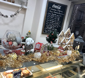 Photo n°4 de Boulangerie-pâtisserie Comète à Asnières-sur-Seine (Boulangerie)