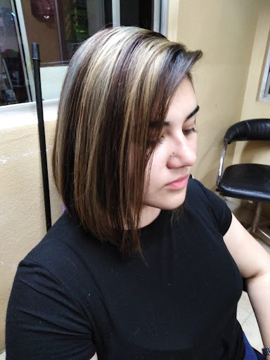 Estética Francis-Hair Stylist - Thumbnail