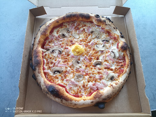 Photo 2 - mat pizza