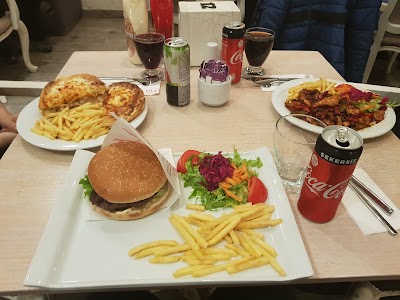 Photos of Lila Pasta & B&ouml;rek