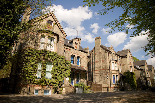 Studio Cambridge - Visual