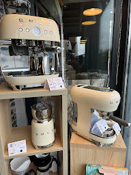 Photo n°9 de Les Comptoirs Thé Café à Châtillon-le-Duc (Torréfacteur)