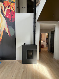 Photo n°5 de ENERLOGIS SAINT-JEAN-DE-MAURIENNE - Poêles/Cheminées à bois et granulés, Panneaux Photovoltaïques à Saint-Jean-de-Maurienne (Fournisseur d'équipements de chauffage)