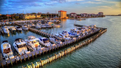 Photos of Isla Del Sol Yacht & Country Club
