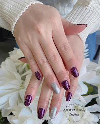 Photo n°37 de LOUIS NAILS à Paris (Salon de manucure)