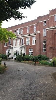 Regent’s University London london