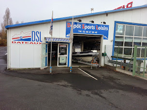 Photo n°2 de DSL Bateaux à Bouguenais (Magasin d'articles de sports)