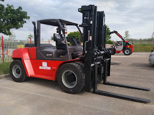 Photo n°15 de JAGULAK LEVAGE SENS, LOCATION GRUES MOBILES de 40 à 250 T, BRAS DE GRUE, MANUTENTION, LOCATION NACELLE DE 8 A 57 M et CHARIOT à Sens (Fournisseur d'équipement de manutention)