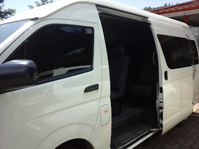 Photos of Car Rental Faisal Probolinggo