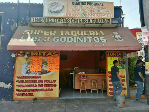 Super taquería los 3 Godinitos