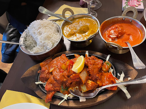 Taj Mahal Indisches Restaurant Im Fürstenhof - Thumbnail