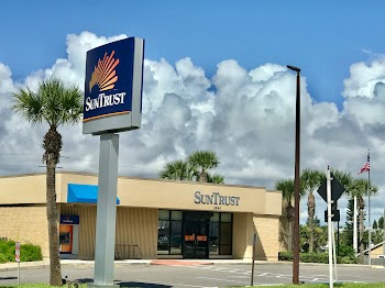 SunTrust photo