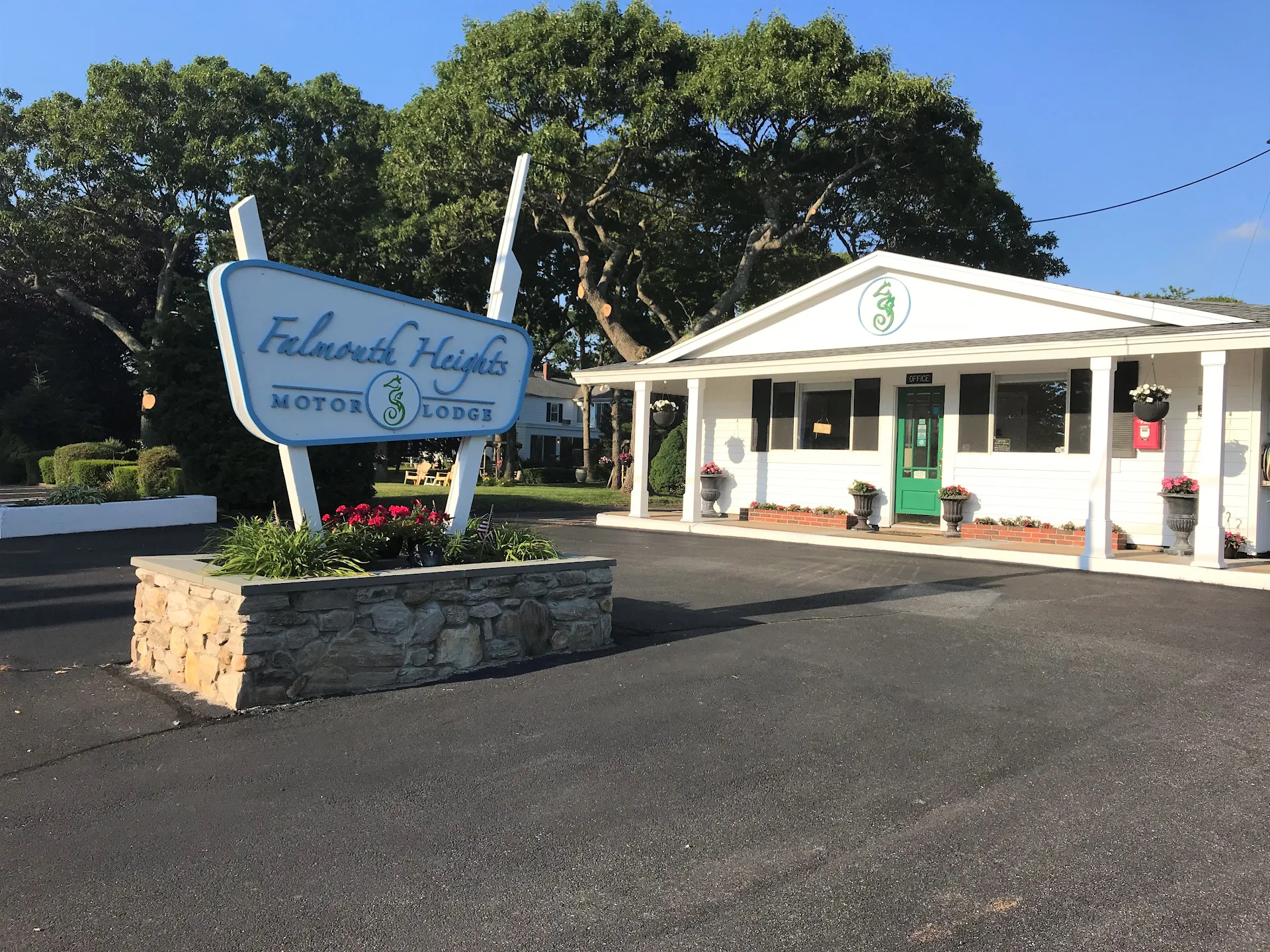 Falmouth Heights Motor Lodge