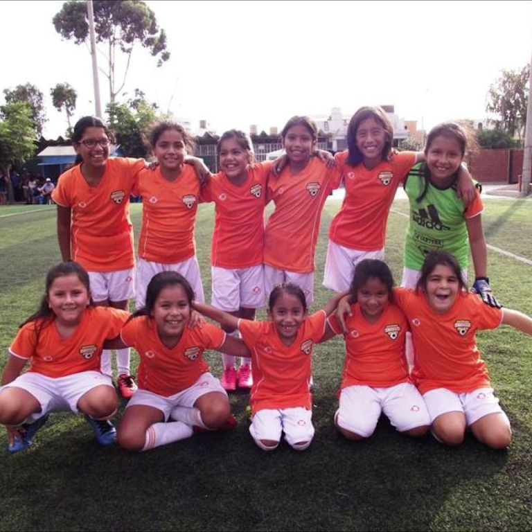 Club La Cantera - Sede Miraflores - Escuela de Fútbol Femenino