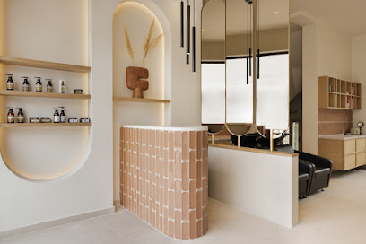 ΚΟΜΜΩΤΗΡΙΟ | GLAMOUR