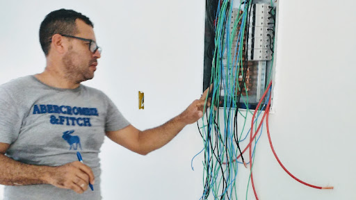 Vinicius Serviços Eletricos.