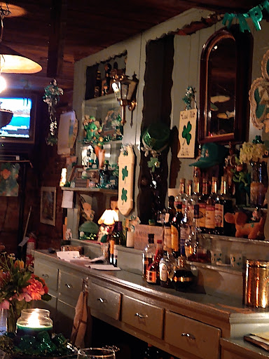 Mitchell's Cafe - Visual