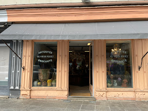 Photo n°4 de Au Vieux Rodez à Rodez (Magasin d'antiquités)