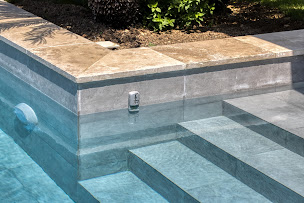 Photo n°25 de Piscines de France - Pisciniste Fréjus (83) - Construction de piscine à Puget-sur-Argens (Service d'analyse de l'eau)