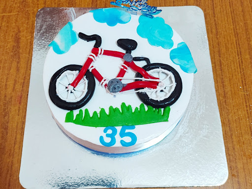 Cycle theme cake post image