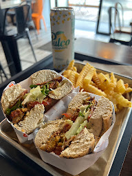 Photo n°9 de BCHEF Burgers - Lyon Carré de Soie à Vaulx-en-Velin (Saladerie)