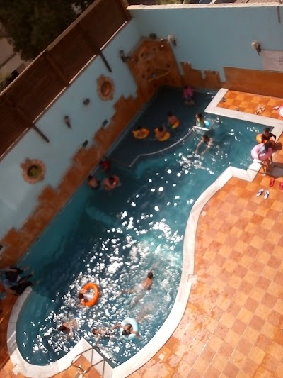 Photos of Captain's Hotel