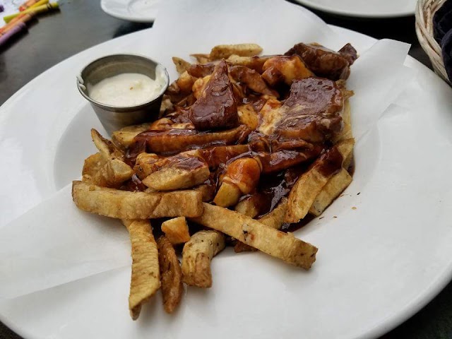 Washington Avenue Grill