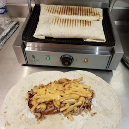 Photo n°7 de Mister Kebab tacos burger transféré au café de Paris kebab tacos burger Bricquebec à Bricquebec-en-Cotentin (Restauration rapide)