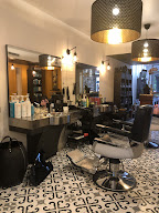 Menzen coiffure mixte - Barbier à Fréjus