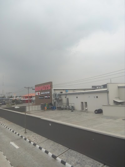 Photos of 5th Roundabout Lekki Bus Stop