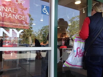 Photos of DKNY Outlet