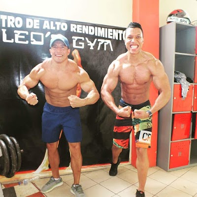 Photos of Leo's Gimnasio