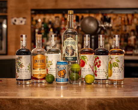 The Common Bar by null