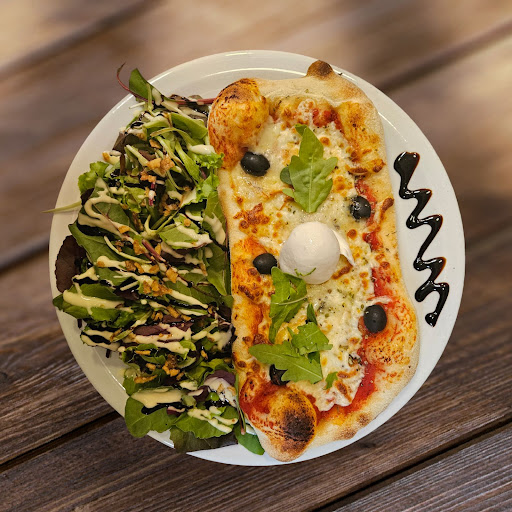 Photo 4 - gina pizza