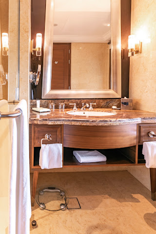 Dusit Thani Abu Dhabi by null