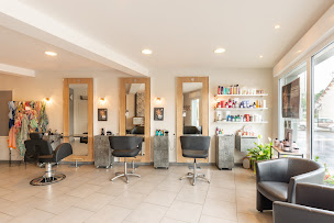 Photo n°14 de Recto Verso à Duisans (Salon de coiffure)