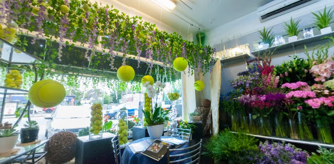 Seasons Florists - London