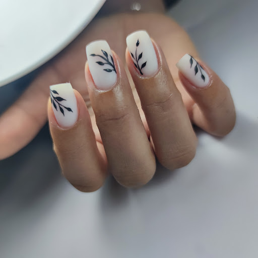 L'atelier d'Inès - Ongles et beauté - Thumbnail