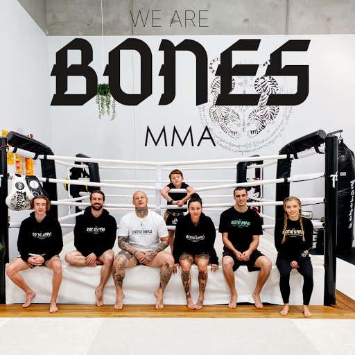 Bones MMA - Visual