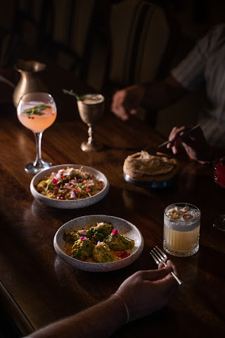 Paro - Modern India Bar by null