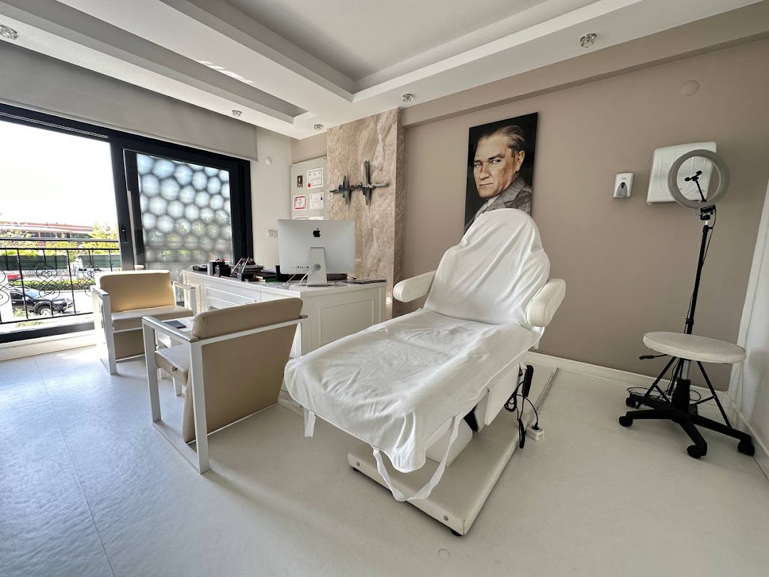 Dr Kudret Karakayacık