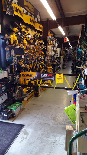 Big Tool Store - Visual