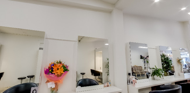 Méche Hair & Academy– Taradale, Napier, NZ Phone number