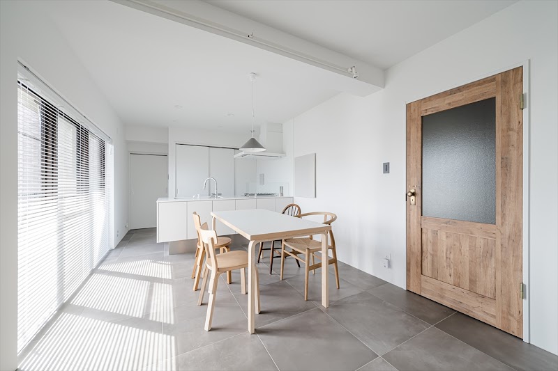 株式会社ホームズ