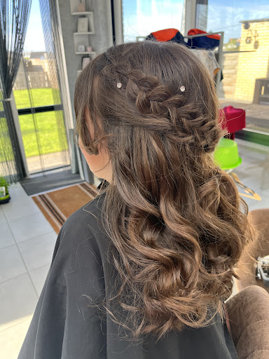 Hair & Nails by Annemiek - Thumbnail