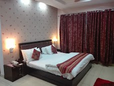 Aleena Hotel Aleena Shopping Mall gujranwala