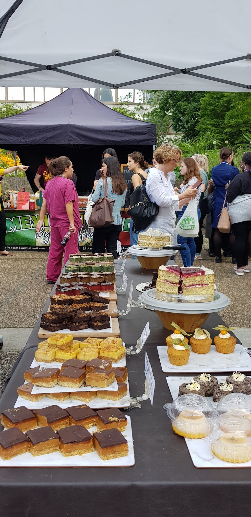 Westminster Bridge Lunch Market photo 2